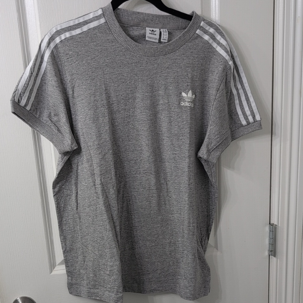 Adidas Originals Y2K women's  Gray Tee with White Stripes New Without Tag Medium